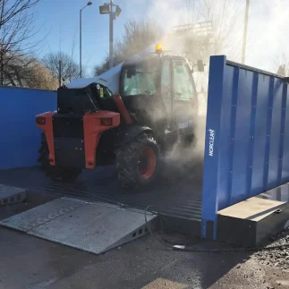 Large Heavy duty wash pad cleaning mobile crane